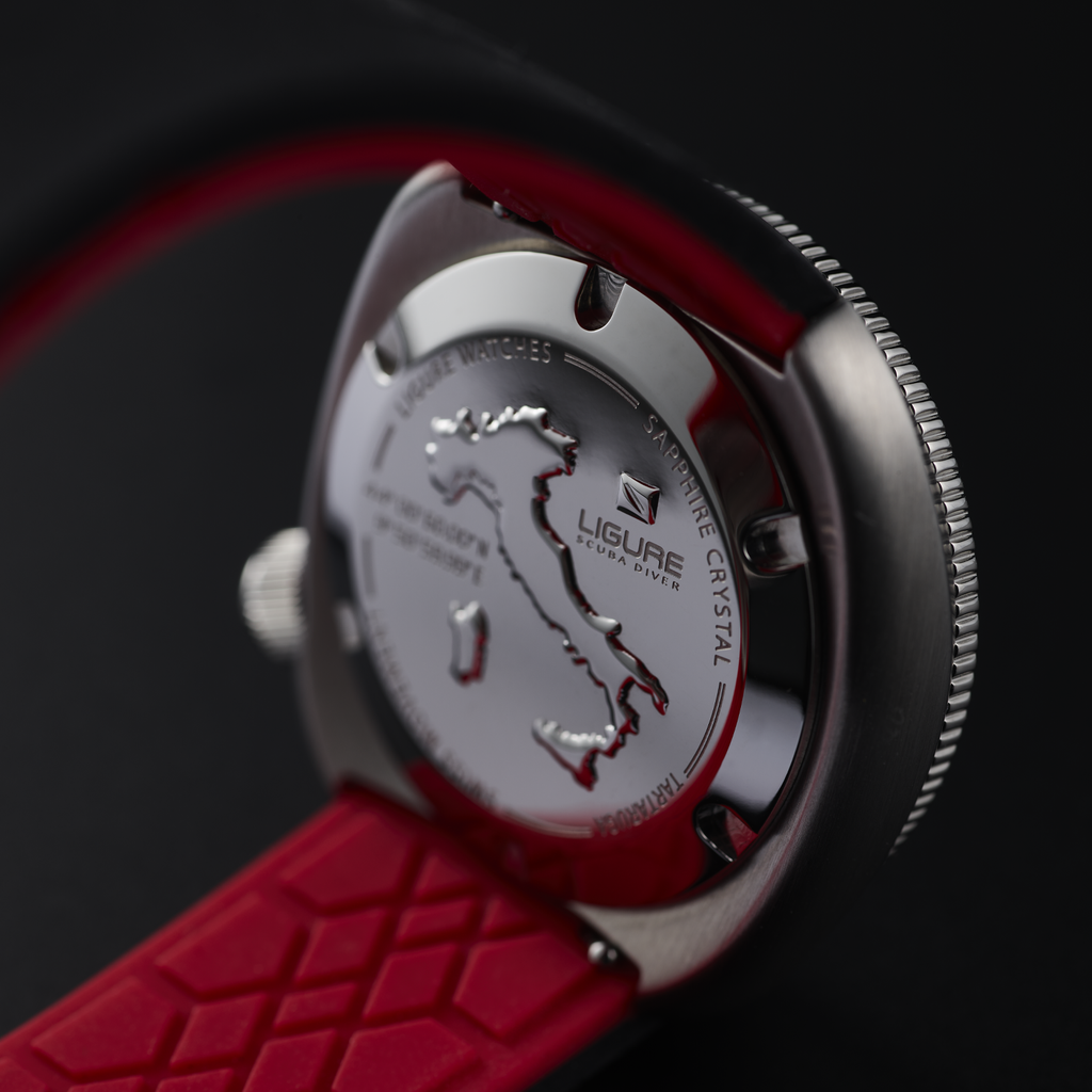Ligure LWT21001 Il Primo caseback with embossed map of Italy and engraved specifications.